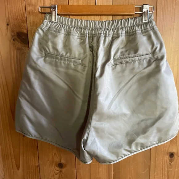 FEAR OF GOD ESSENTIALS Nylon Track Shorts in Silver - Picture 6 of 11